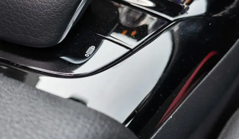 
								MERCEDES BENZ CLA full									