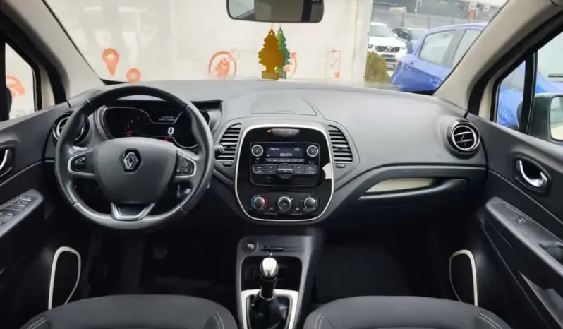 
								RENAULT CAPTUR full									