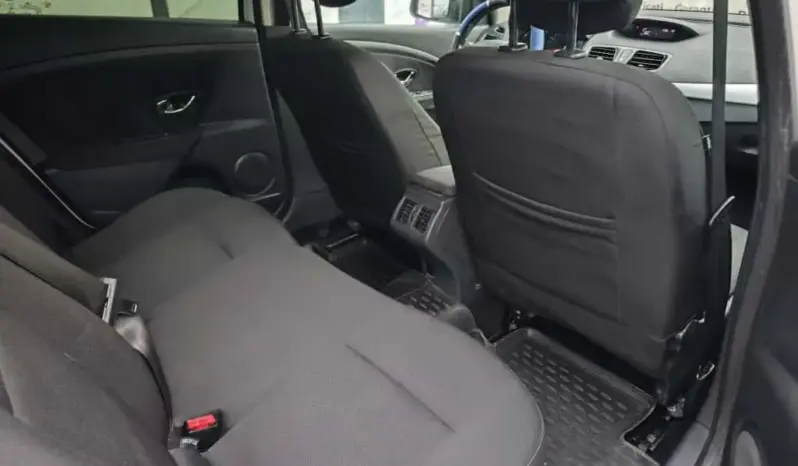 
								RENAULT FLUENCE full									