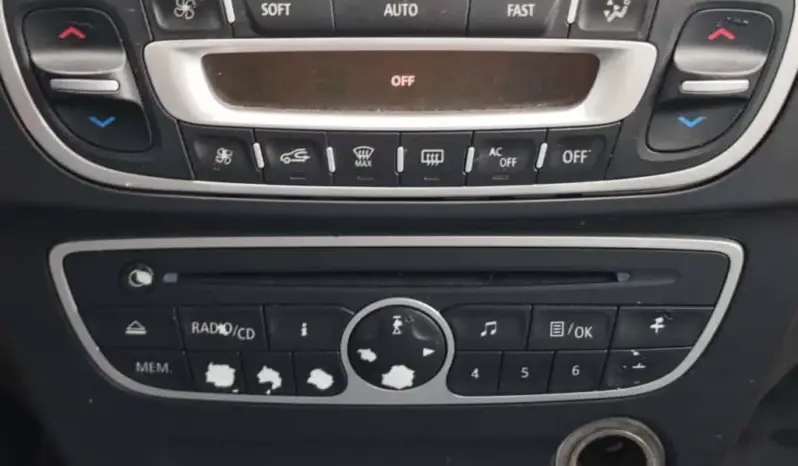 
								RENAULT FLUENCE full									