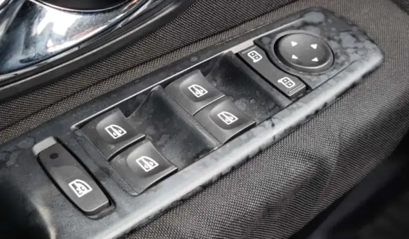 
								RENAULT FLUENCE full									