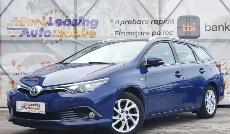 
								TOYOTA AURIS full									