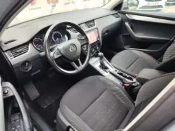 
										SKODA OCTAVIA full									