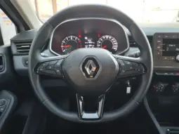 
										RENAULT CLIO full									