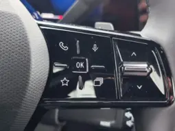 
										RENAULT AUSTRAL full									