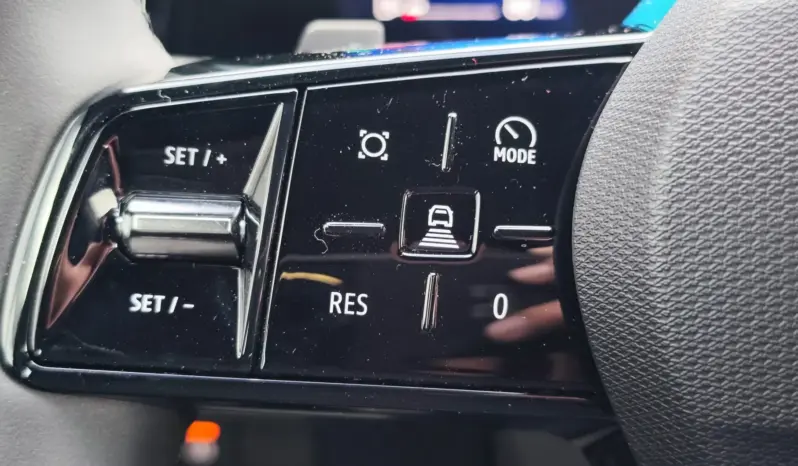 
								RENAULT AUSTRAL full									