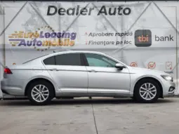 
										VOLKSWAGEN PASSAT full									