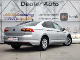 
										VOLKSWAGEN PASSAT full									