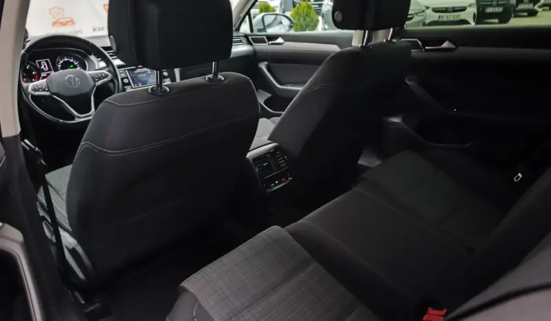 
								VOLKSWAGEN PASSAT full									