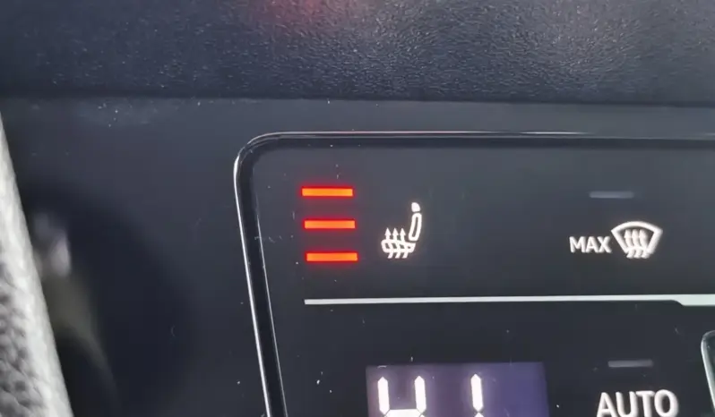 
								VOLKSWAGEN PASSAT full									