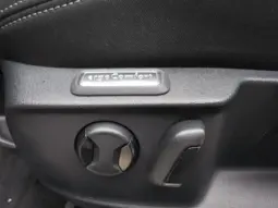 
										VOLKSWAGEN PASSAT full									