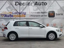 
										VOLKSWAGEN GOLF full									