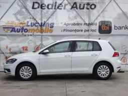 
										VOLKSWAGEN GOLF full									