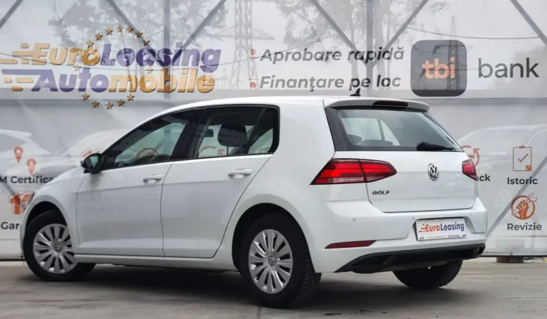 
								VOLKSWAGEN GOLF full									