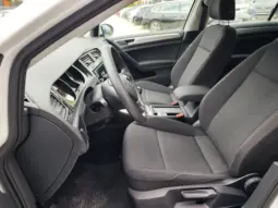 
										VOLKSWAGEN GOLF full									