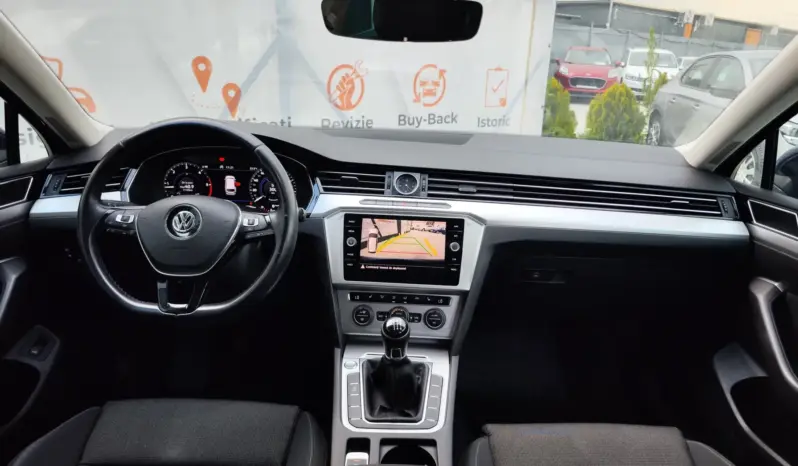 
								VOLKSWAGEN PASSAT full									