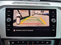 
										VOLKSWAGEN PASSAT full									