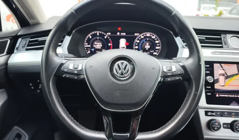 
								VOLKSWAGEN PASSAT full									