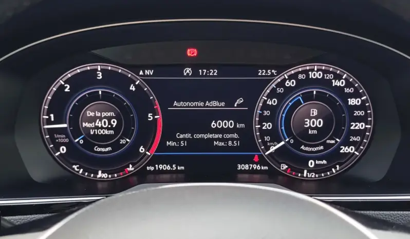 
								VOLKSWAGEN PASSAT full									