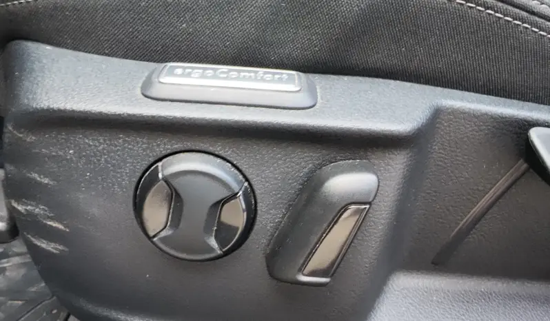 
								VOLKSWAGEN PASSAT full									