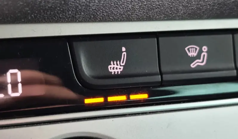 
								VOLKSWAGEN PASSAT full									