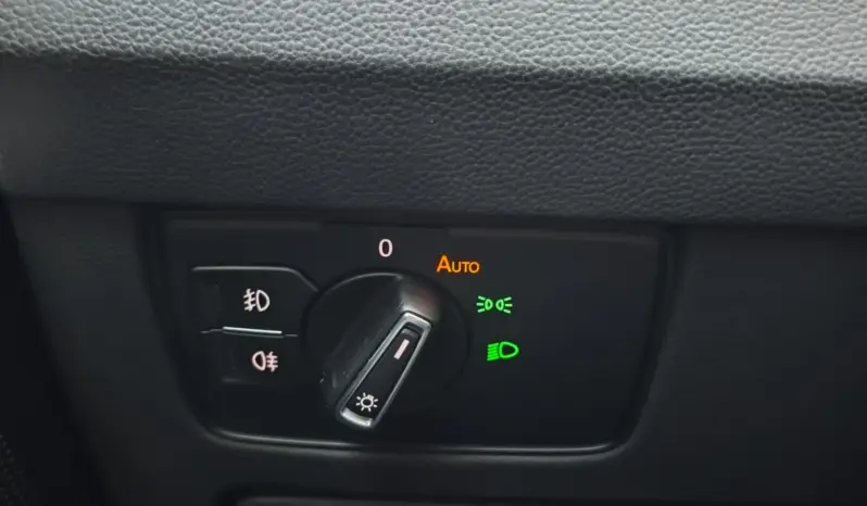 
								VOLKSWAGEN PASSAT full									