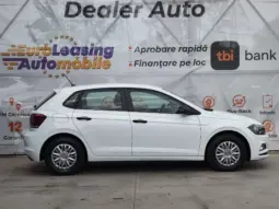 
										VOLKSWAGEN POLO full									