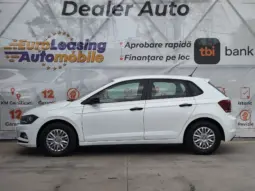 
										VOLKSWAGEN POLO full									