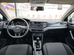 
										VOLKSWAGEN POLO full									