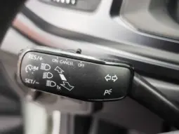 
										VOLKSWAGEN POLO full									