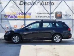 
										VOLKSWAGEN GOLF full									