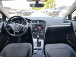 
										VOLKSWAGEN GOLF full									