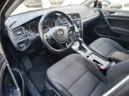 
										VOLKSWAGEN GOLF full									