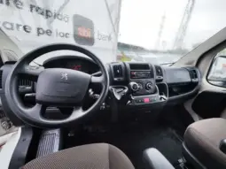 
										PEUGEOT BOXER full									
