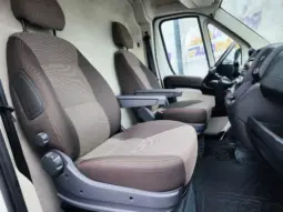 
										PEUGEOT BOXER full									