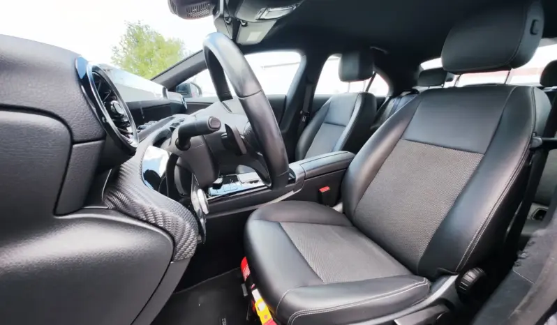 
								MERCEDES BENZ CLA full									