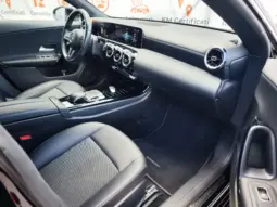 
										MERCEDES BENZ CLA full									