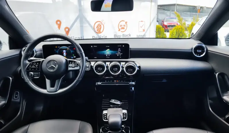 
								MERCEDES BENZ CLA full									