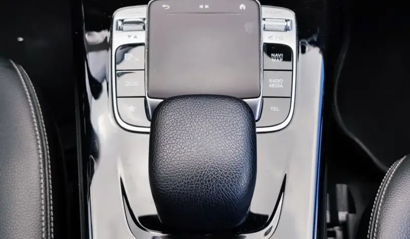 
								MERCEDES BENZ CLA full									