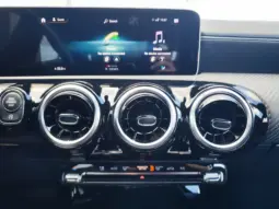 
										MERCEDES BENZ CLA full									