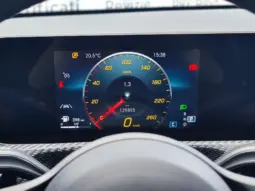 
										MERCEDES BENZ CLA full									