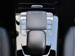 
										MERCEDES BENZ A full									