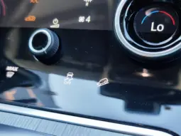 
										LAND ROVER RANGE ROVER EVOQUE full									