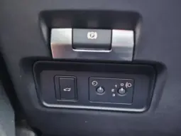 
										LAND ROVER RANGE ROVER EVOQUE full									