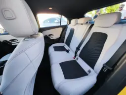 
										MERCEDES BENZ A full									