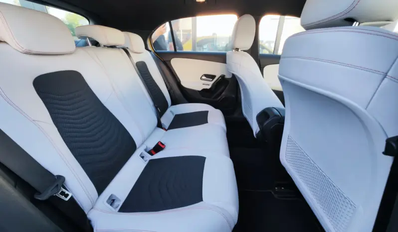 
								MERCEDES BENZ A full									