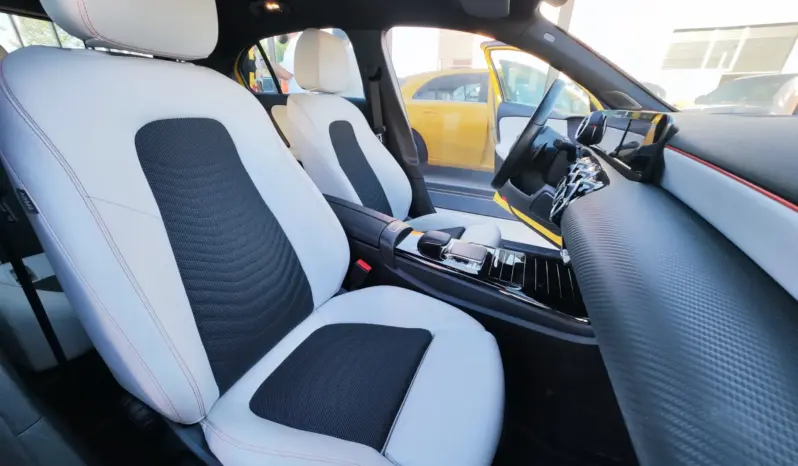 
								MERCEDES BENZ A full									