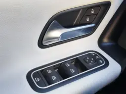 
										MERCEDES BENZ A full									