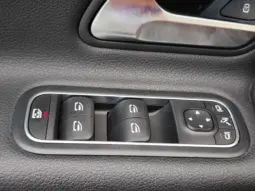 
										MERCEDES BENZ A full									