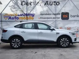 
										RENAULT ARKANA full									